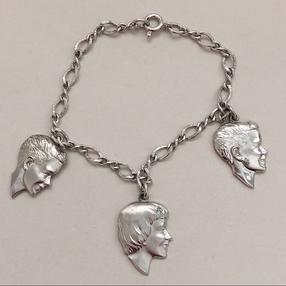 Vintage Wells Sterling Silver Charm Bracelet